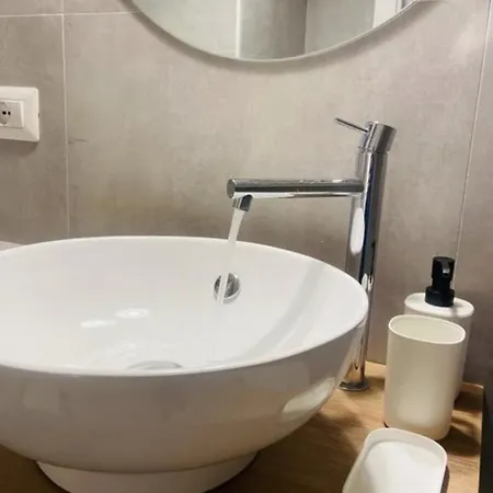 Casa Nannina - Seaview Terrace With Jacuzzi In Appartement Capri